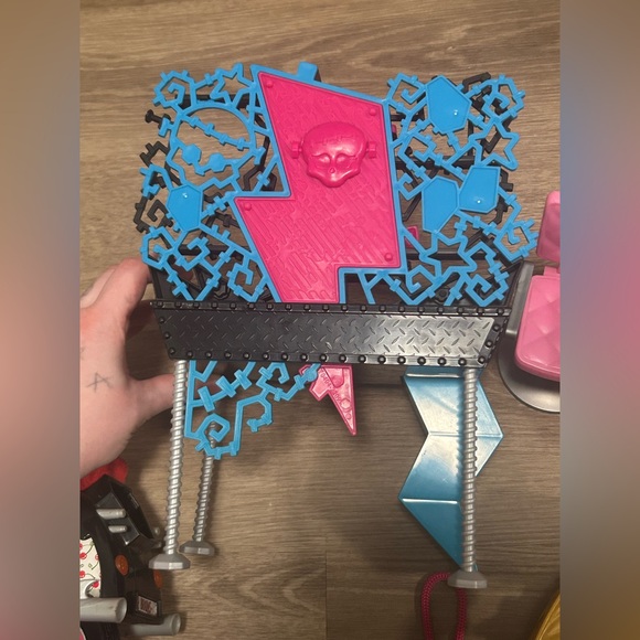 Monster high furniture lot - Picture 3 of 8